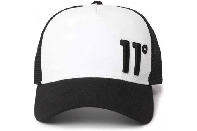 TRUCKER CAP BLACK AND WHITE