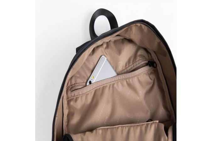 Mochila Plus One Reborn Series Black