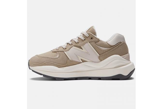 Zapatillas New Balance W5740PDB Marron y Beige