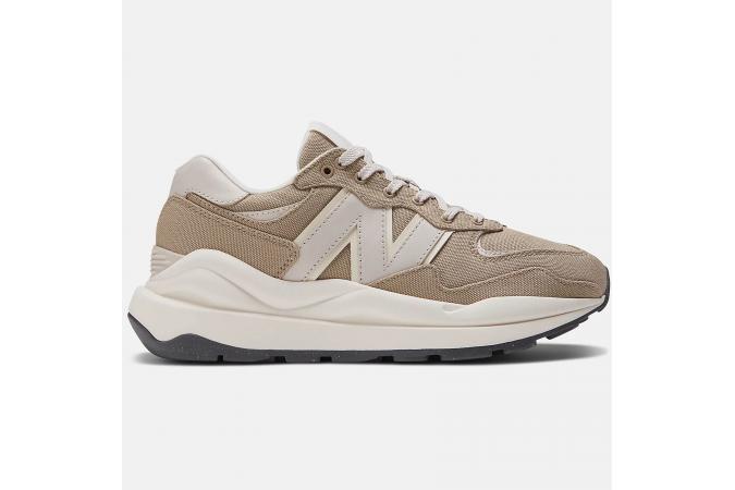 Zapatillas New Balance W5740PDB Marron y Beige